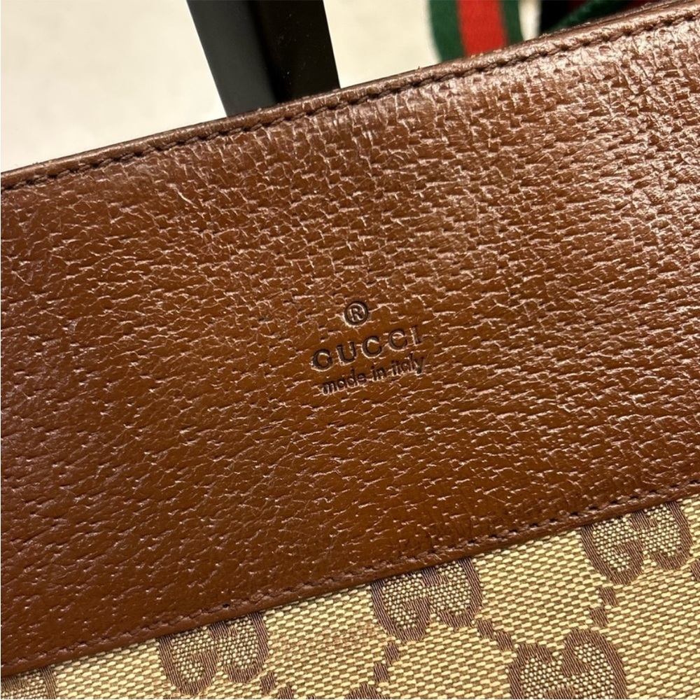 Gucci Crossbody Bag - Picture 5 of 16